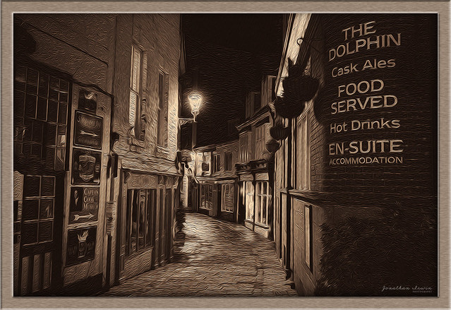 Backstreet of Whitby_DSF6226