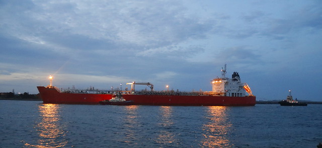 OIL/CHEMICAL PRODUCTS TANKER 'S FONTVIELLE - ENTRANCE NEWCASTLE HARBOUR 4th Feb 2024.