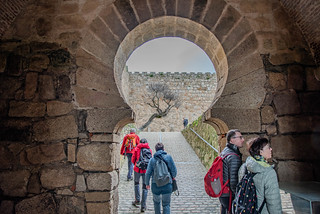 Zugang zum Burghof in Trujillo