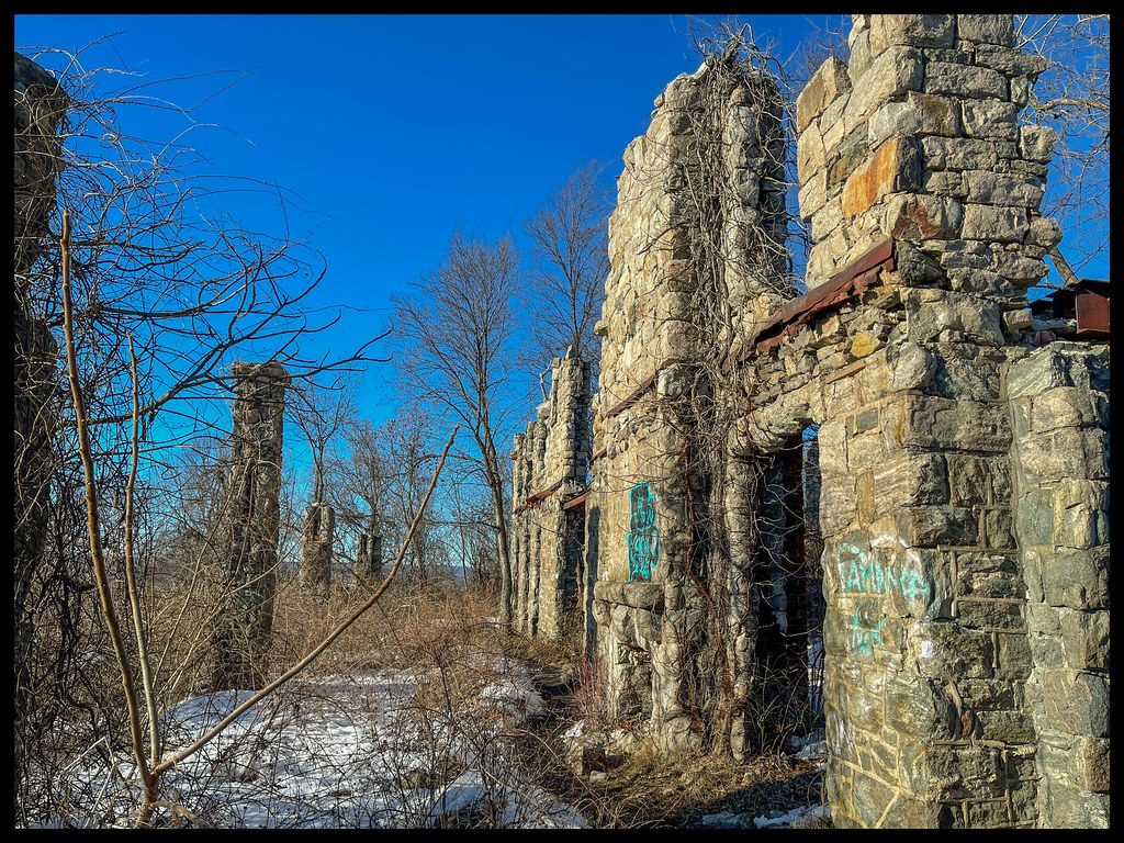 Van Slyke Castle ruins - Castle Loop Trail | Mad Hare Imagery | Flickr