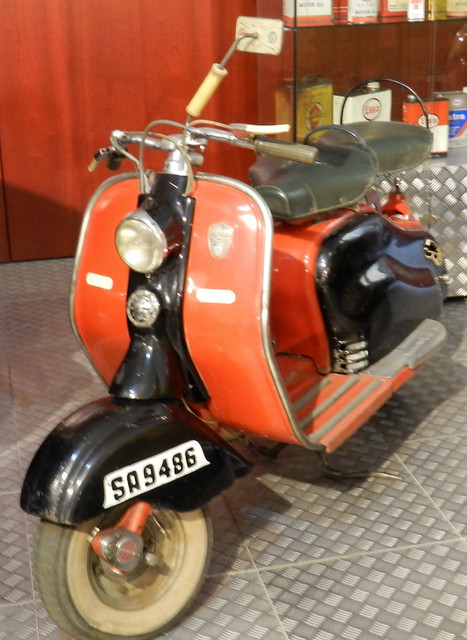 moto antigua Museo de Historia de la Automoción de Salamanca 06