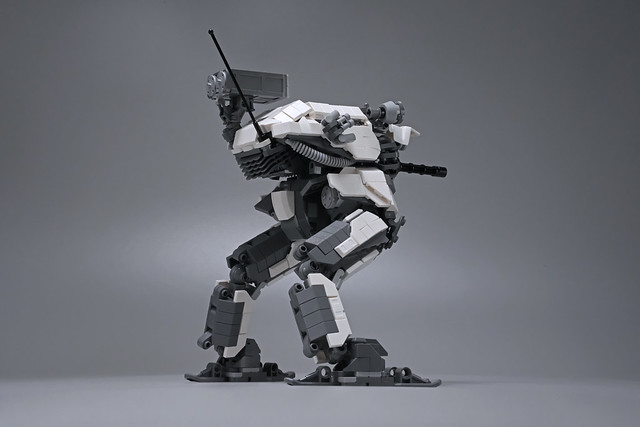 LEGO Heavy Biped Tank_03