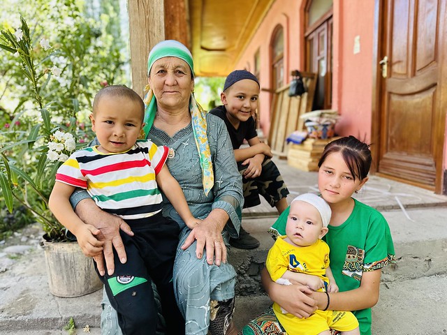 Older woman and children from Uzbekistan