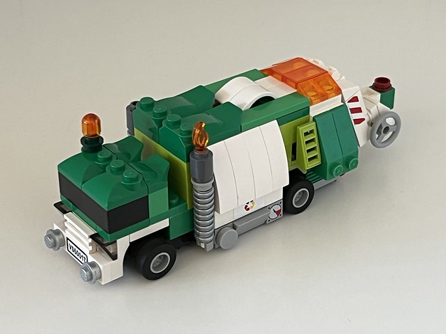 Lego tiny turbo garbage truck