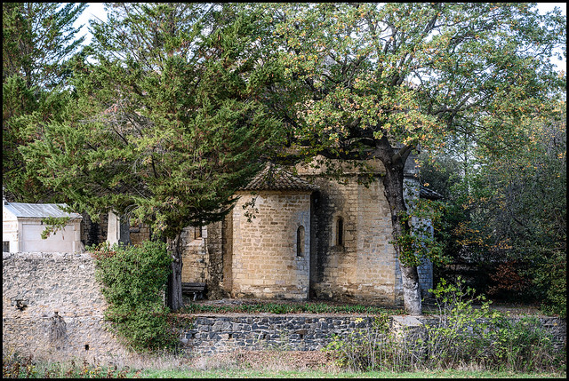 The Romanesque church of Espondeilhan: Notre-Dame des Pins
