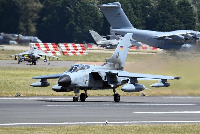 German Air Force Luftwaffe Taktisches Panavia Tornado IDS - 44+29 - Luftwaffengeschwader 33