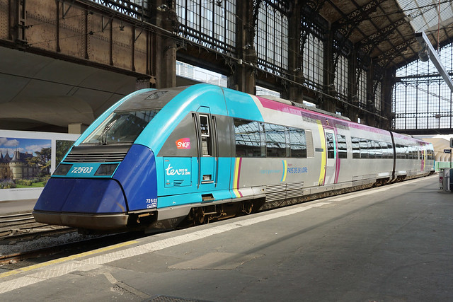 SNCF X72500 TER Pays de la Loire 72503 - Paris Austerlitz