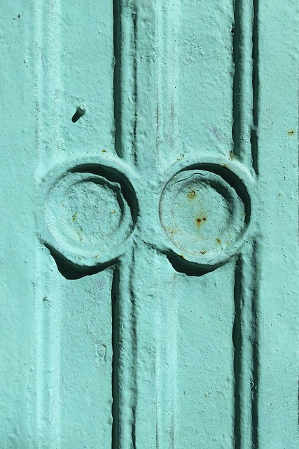 Detail painted green