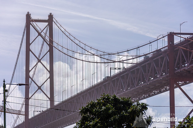 Brücke des 25. April  -  Ponte 25 de Abril