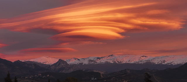 Lenticular Cloud over Sierra Nevada