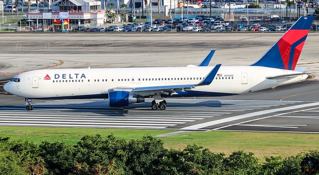 Delta Airlines/Boeing 767-332'ER'(WL)/N195DN