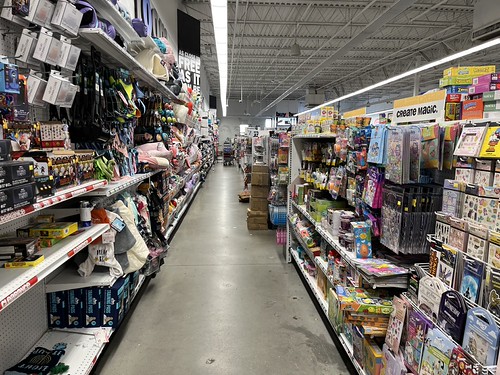 Five Below interior | by RetailRyan