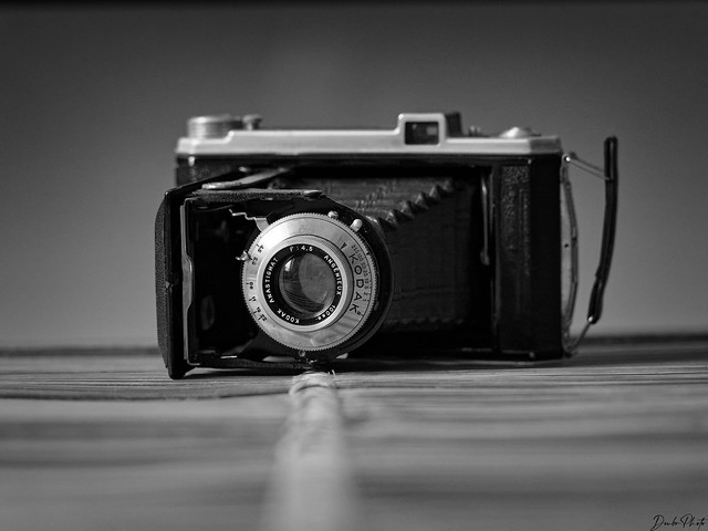 Vintage Kodak. (Explore 23/02/2024)