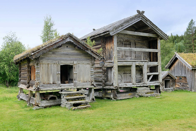 4998 Stålekleivloftet, eines der ältesten Holzgebäude der Welt - errichtet ca. 1350;  Fotos von Eidsborg, Ort in der Kommune Tokke in der Provinz Telemark in Norwegen.
