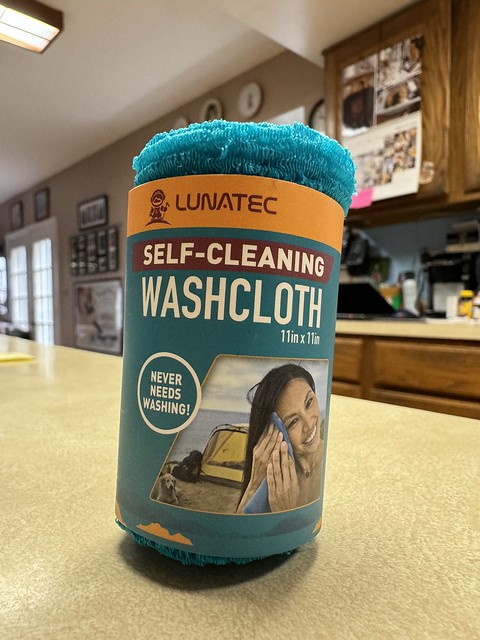 2024 54/365 2/23/2024 FRIDAY - Self-Cleaning Washcloth