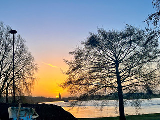 Sunrise over the Rhin in Rhenen