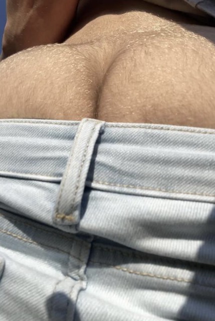 My butt crack on a walk