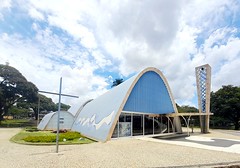 Santuu00e1rio Arquidiocesano Su00e3o Francisco de Assis, Lago da Pampulha - Oscar Niemeyer 1940