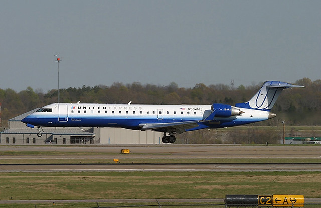 N504MJ  United Express (Mesa Airlines) [All] Bombardier CRJ-701ER (CL-600-2C10)