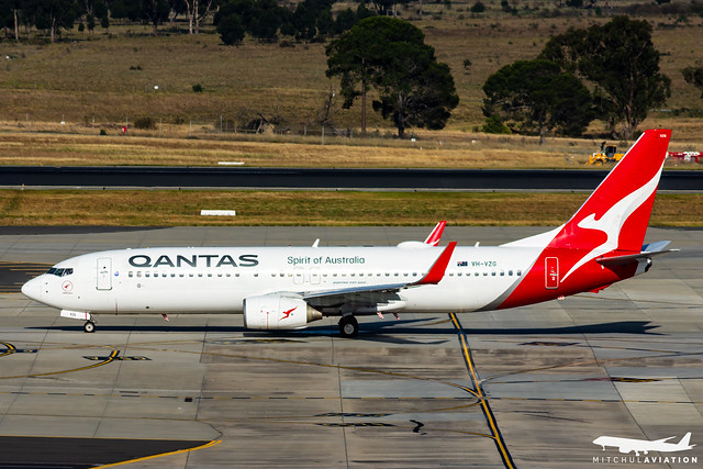 Qantas | VH-VZG | Boeing 737-838 | Melbourne International Airport (MEL/YMML)