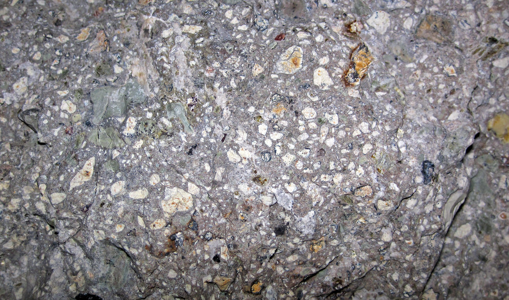 Micaceous kimberlite (Stockdale Diatreme, Cretaceous; Riley County, Kansas, USA) 11