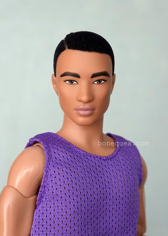 Ken Looks Model #15