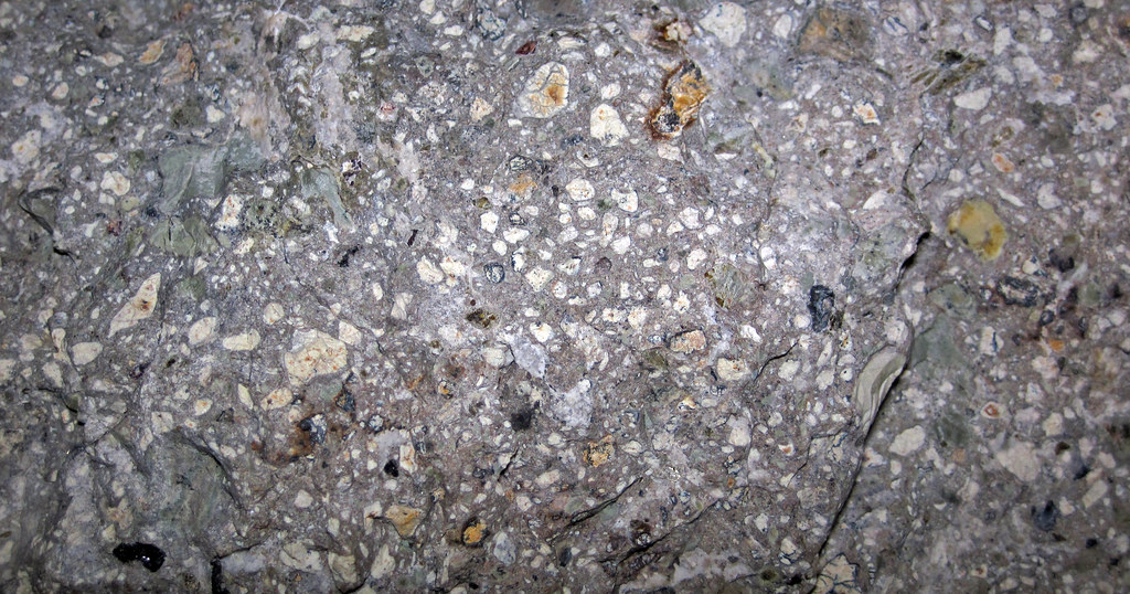 Micaceous kimberlite (Stockdale Diatreme, Cretaceous; Riley County, Kansas, USA) 16