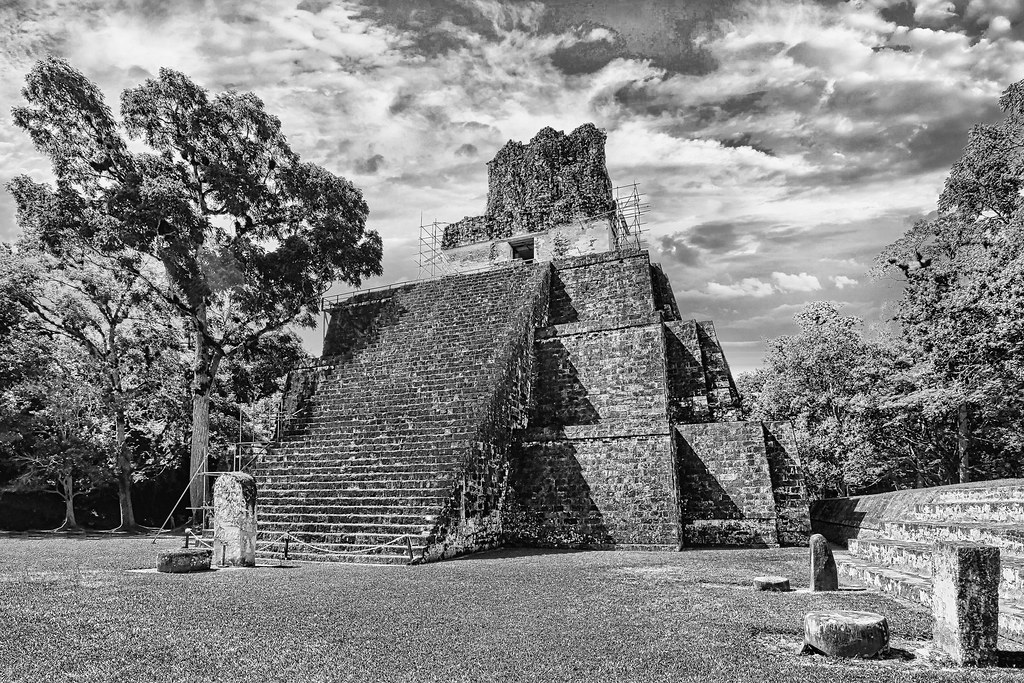 Tikal GCA - Temple II - Temple of the Mask 09