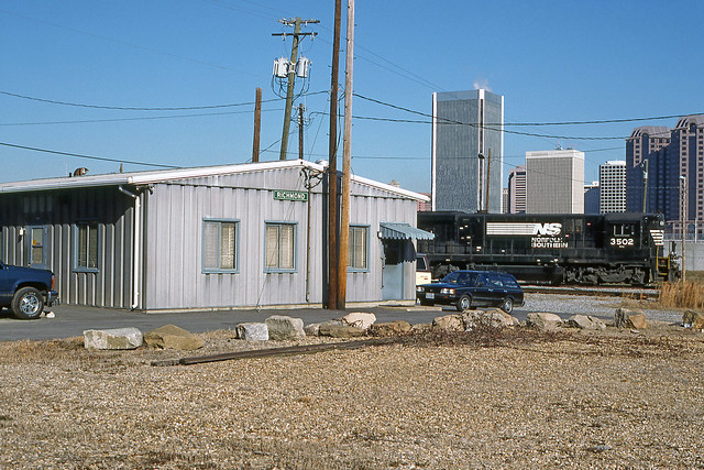 19970119 NS (ex-Southern Railway) Office at South Richmond Yard Richmond VA [F]