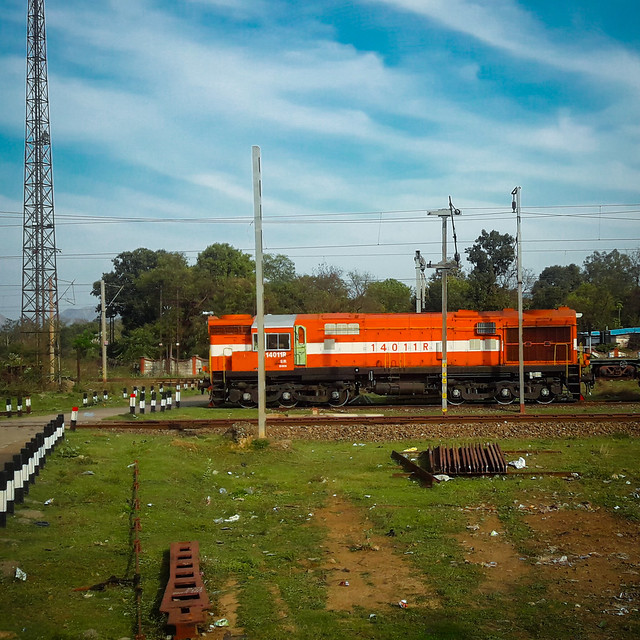 BWN ALCO DL560C 14011R resting outside Hatia Station