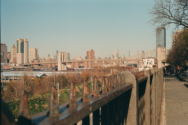 Brooklyn Heights Promenade [35mm] (1) - 12:12:23