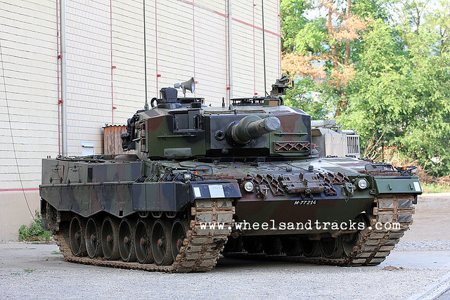 Leopard 2A4 Pz 87 M+77214 Reuenthal - Swiss Army