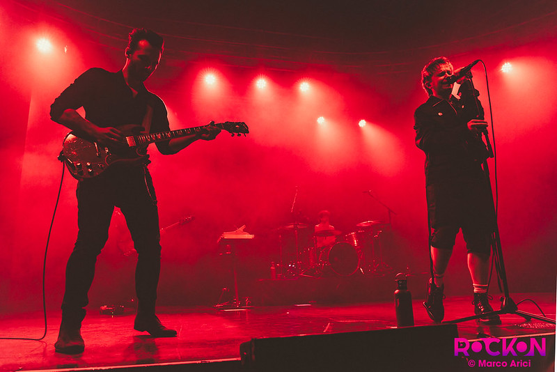 Nothing But Thieves