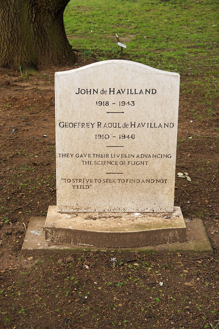 JOHN & GEOFFREY de HAVILLAND, HEADSTONE, TEWIN