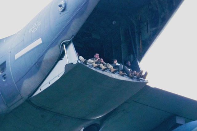 A re-edit of the crew hanging out the back of the Hercules from fridays flight through the mac loop
