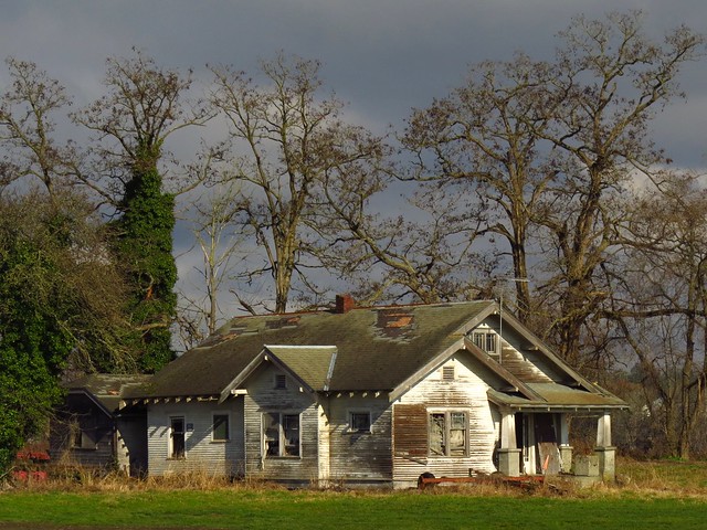 Stanwood: Abandoned Farmhouse