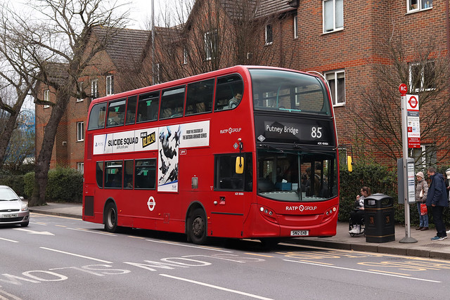 Rare Working: Route 85, London United, ADE40484, SN12EHB