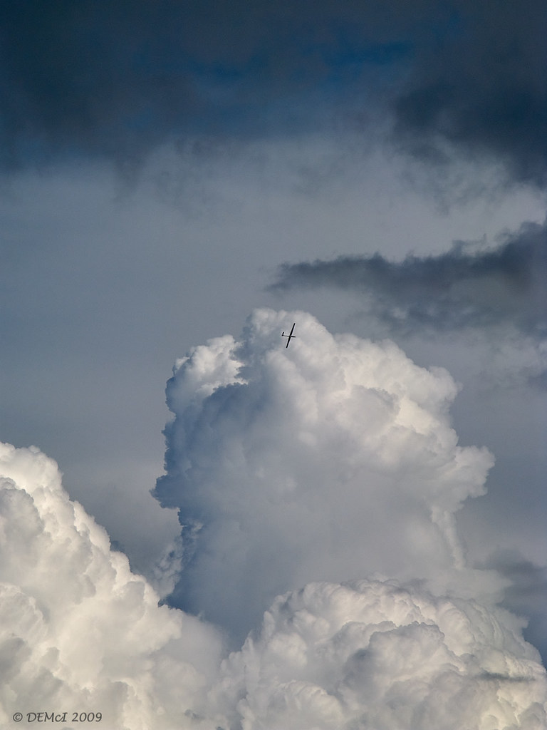 The beauty of soaring: CQT from GAS