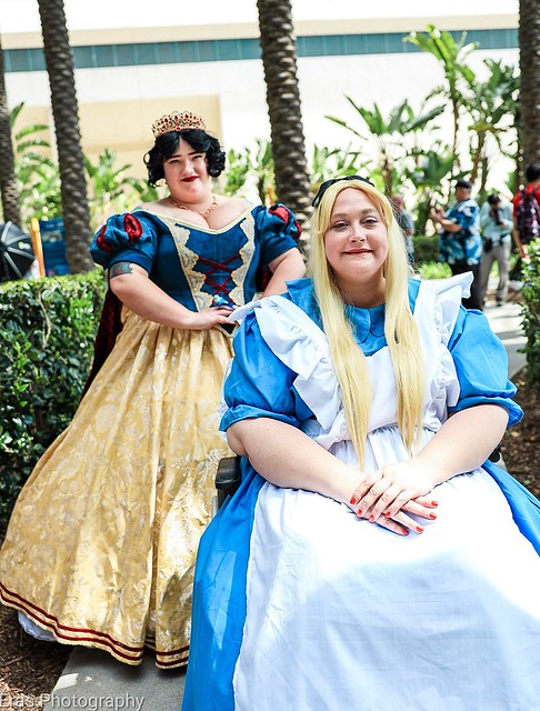 Wondercon 2023: Snow White and Alice