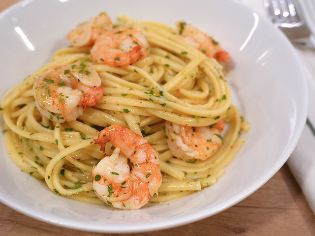 lemony shrimp with linguine