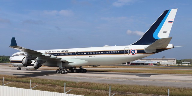 AIRBUS A340-541