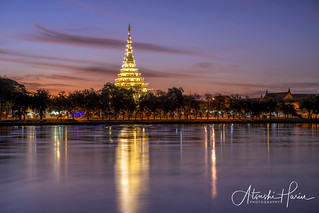 Phra Mahathat Kaen Nakhon (Wat Nong Wang)