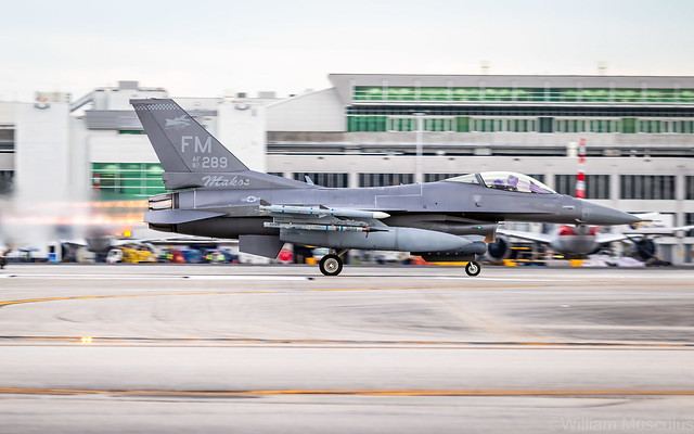 General Dynamics F-16C Fighting Falcon 87-0289 US Air Force