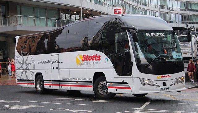 Stotts Coaches (SE18 YXC)
