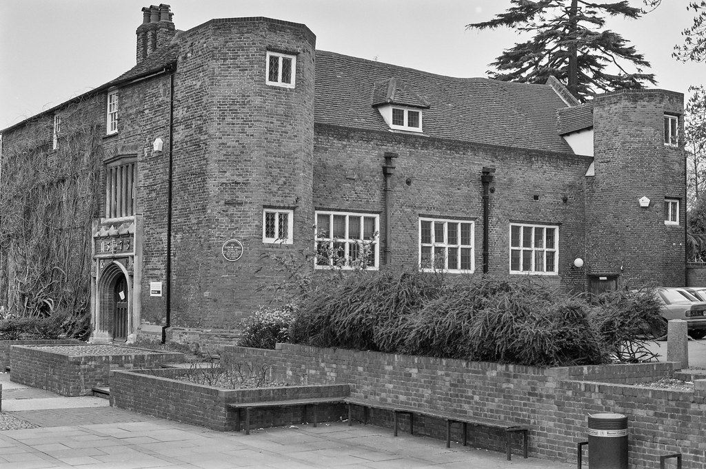 Tudor Hall, Wood St, Barnet, 1994, 94-3ad-62