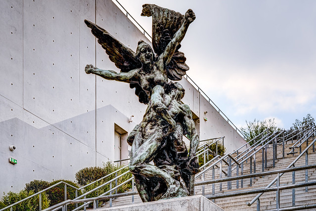 La Défense (Appel aux armes) Sculpture d'Auguste Rodin.