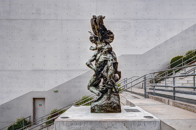 La Défense (Appel aux armes) Sculpture d'Auguste Rodin.