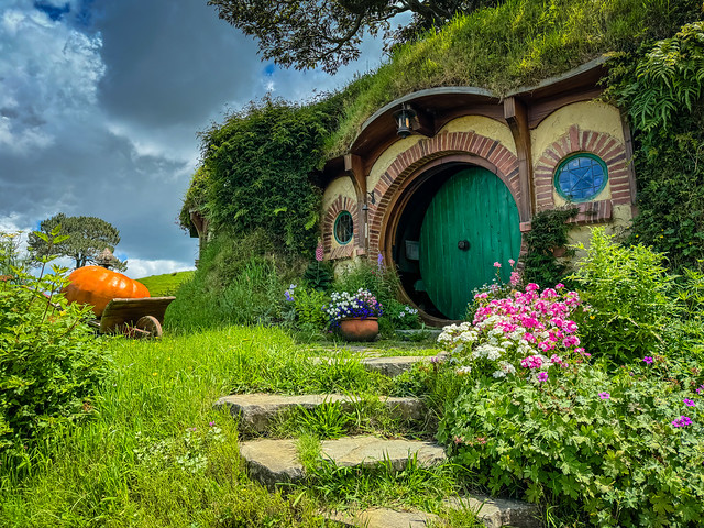 Bag End dwelling of Bilbo and Frodo Baggins on Hobbiton Movie Set - Matamata New Zealand