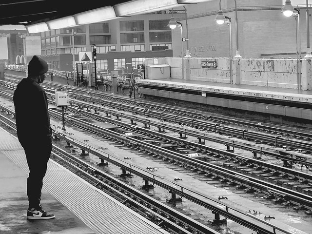 Waiting on the 7, in black & white