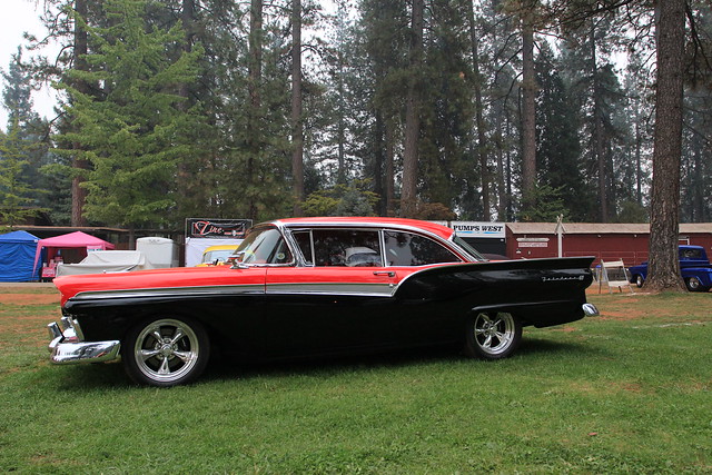 1957 Ford Fairlane 500 sideview